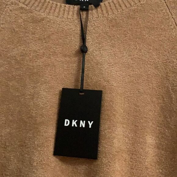 NWT DKNY BEIGE SWEATER‎ SIZE M - Picture 7 of 8